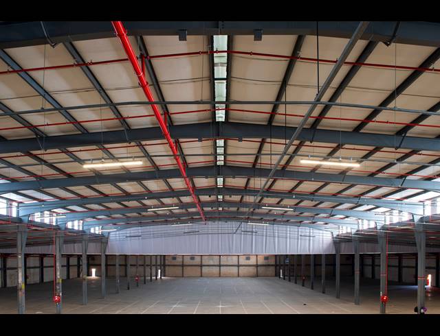 6,162M² OFFICE TO LET IN ISANDO